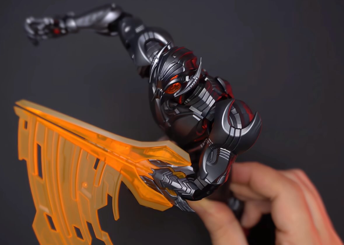 Novo Kit de Figura Blokees Leg - Model Kit Ultron avaliação e preço
