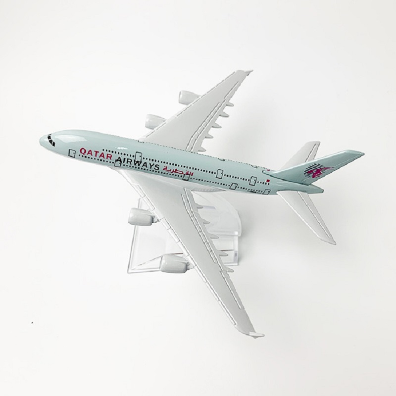 Modelo de Avião em Metal Fundi - Model Kit Aircraft avaliação e preço