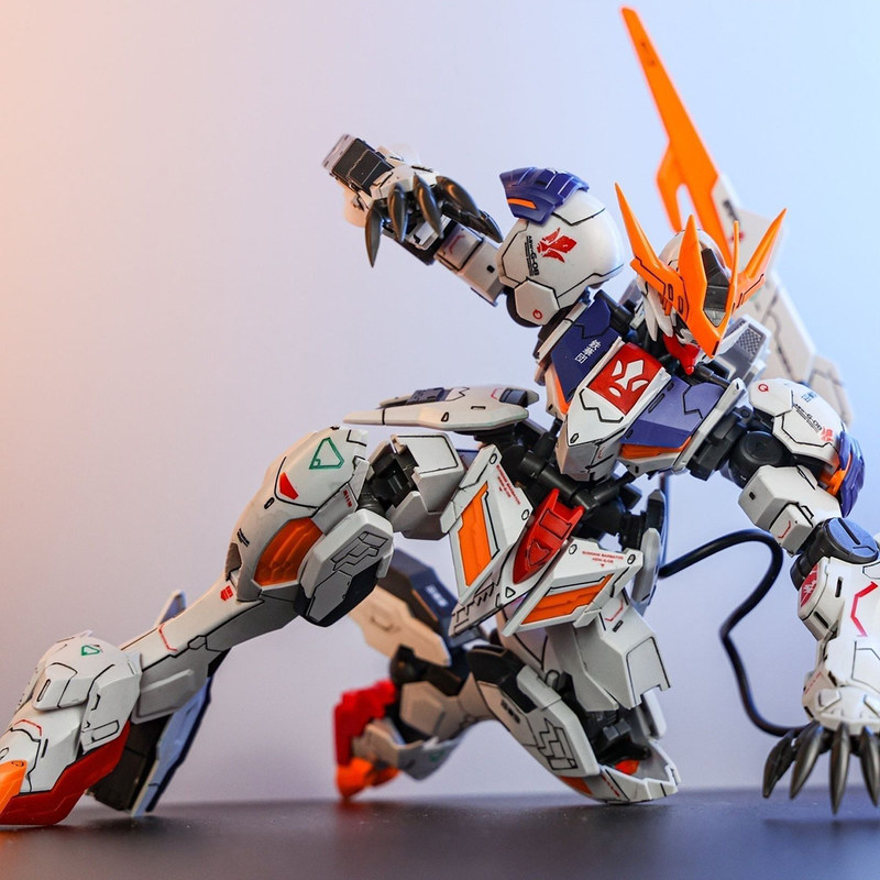Max Tv03 1/100 Barbatos Lupus  - Model Kit Barbatos avaliação e preço
