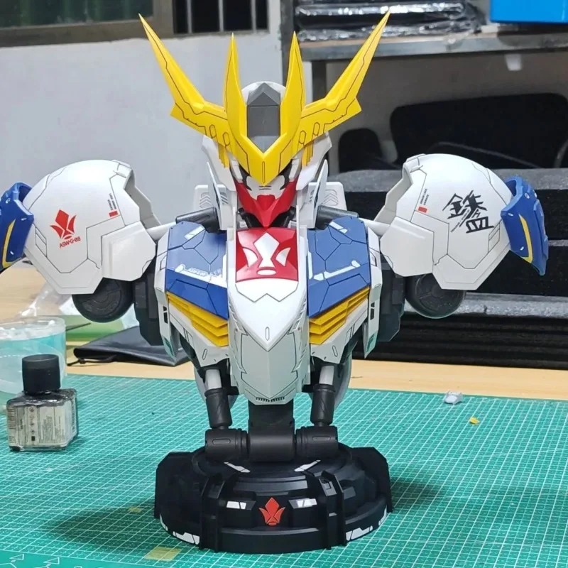 Em Estoque: Novo Kit de Montag - Model Kit Barbatos avaliação e preço