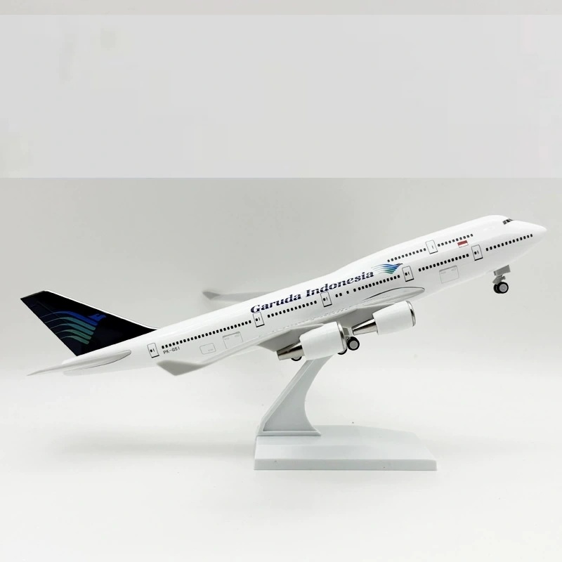 Modelo de Avião 747 em Escala  - Model Kit Indonesia avaliação e preço