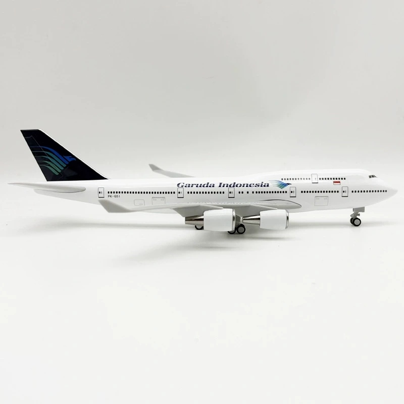 Modelo de Avião 747 em Escala  - Model Kit Indonesia avaliação e preço